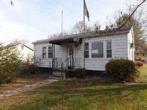 723 Baker St, Morristown, TN 37813