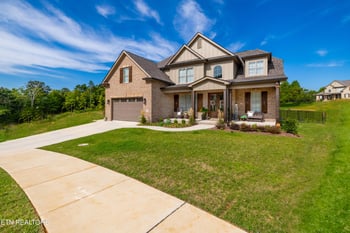 723 Eaglehorne Ln, Knoxville, TN 37909