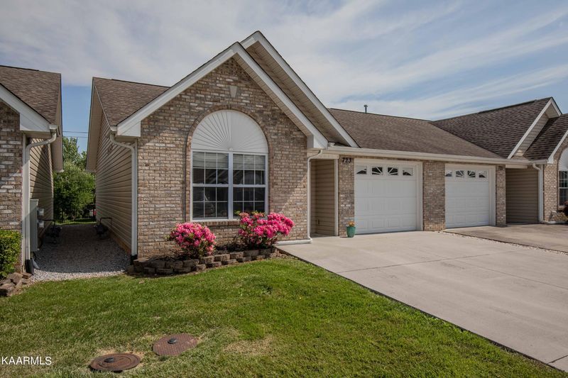723 High Point Way, Knoxville, TN 37912
