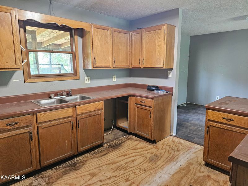 7230 Cherrybrook Ln, Talbott, TN 37877
