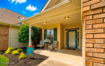 7230 Oakfield Ln, Powell, TN 37849