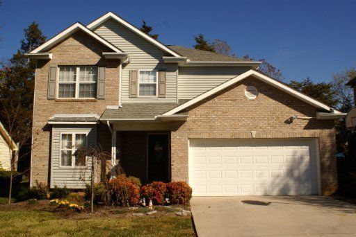 7232 Autumn View Ln, Powell, TN 37849