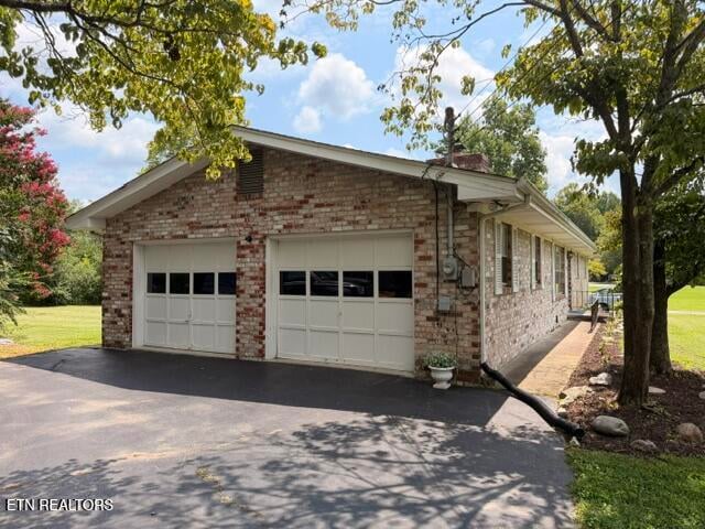 7236 Oakmeade Rd, Powell, TN 37849
