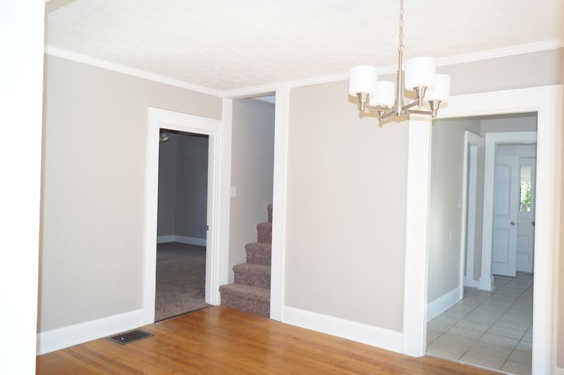 724 E Oak Hill Ave, Knoxville, TN 37917