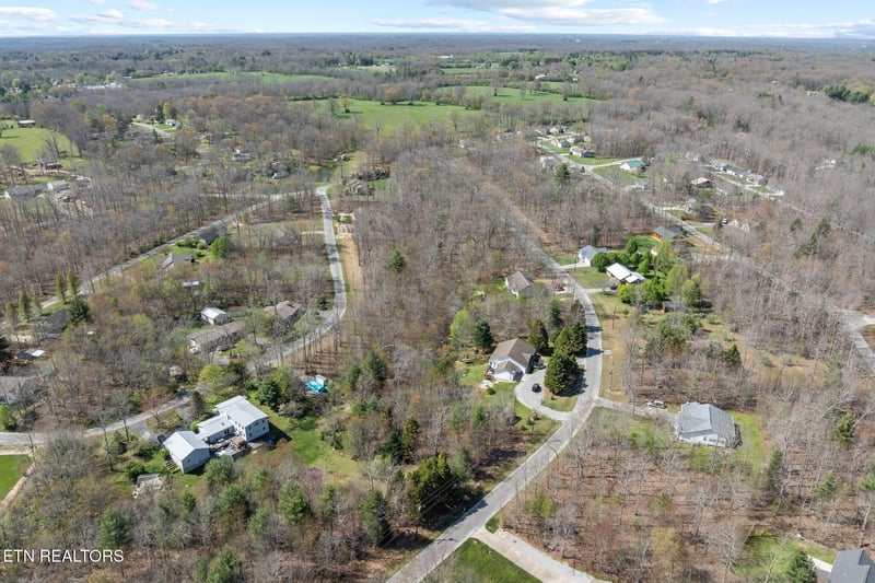 724 Keato Dr, Crossville, TN 38572