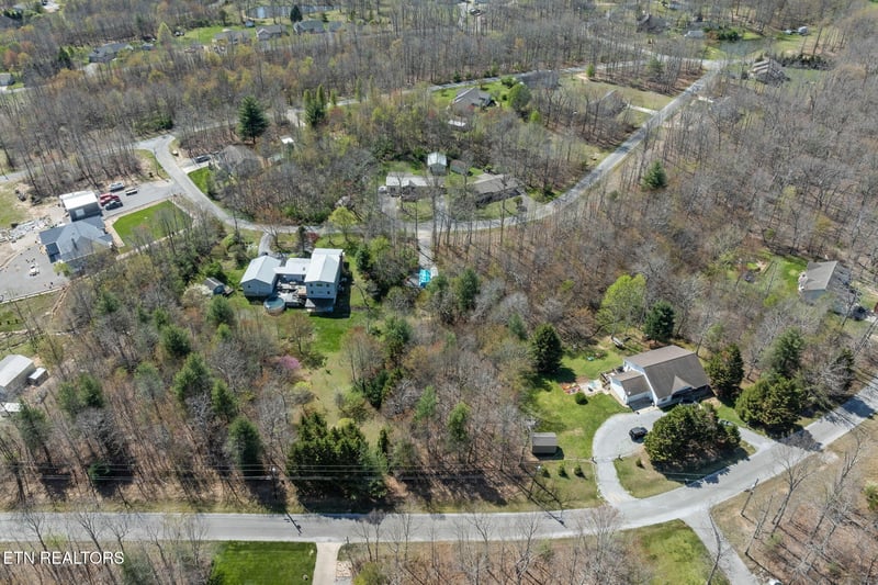 724 Keato Dr, Crossville, TN 38572