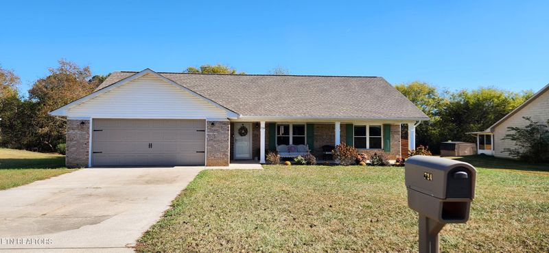 724 Meadow Ridge Rd, Walland, TN 37886