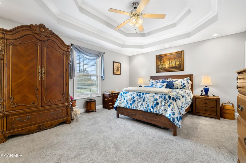 724 Tuckahoe View Tr, Kodak, TN 37764