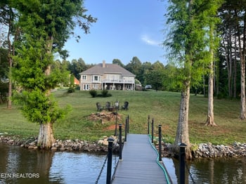 724 Wood Duck Dr, Vonore, TN 37885