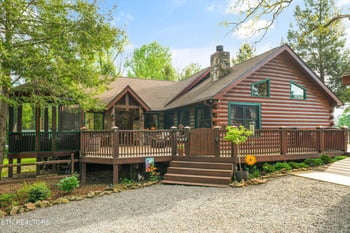 7247 Old Tuckaleechee Rd, Townsend, TN 37882