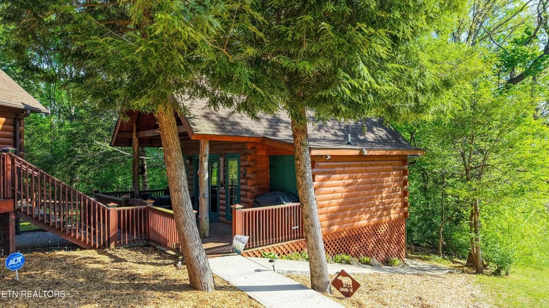 7247 Old Tuckaleechee Rd, Townsend, TN 37882
