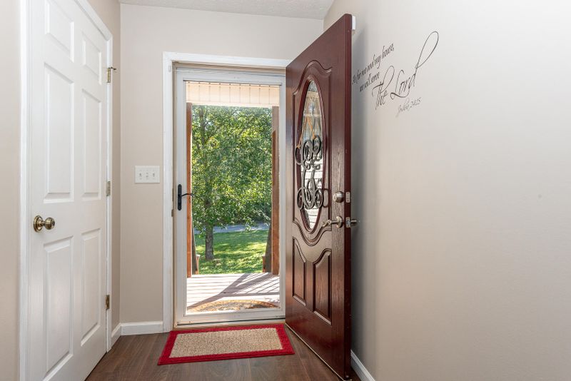 725 Adams Rd, Strawberry Plains, TN 37871