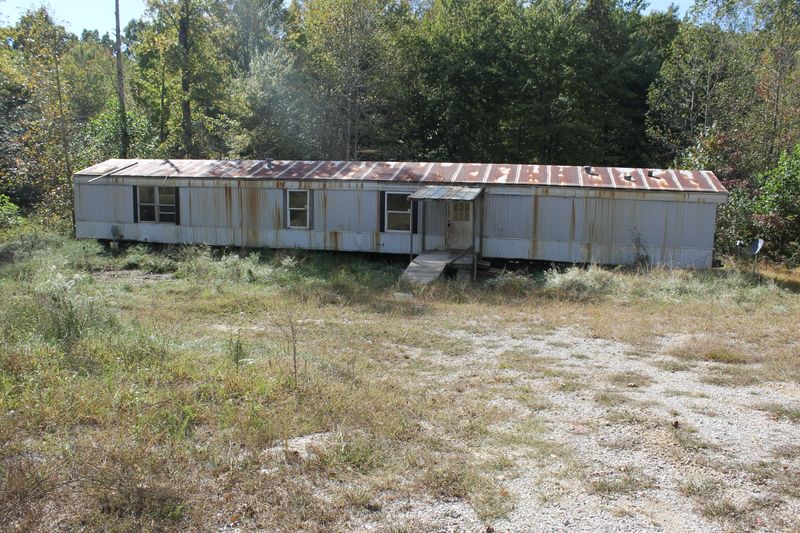 725 Clay Boyatt Rd, Oneida, TN 37841