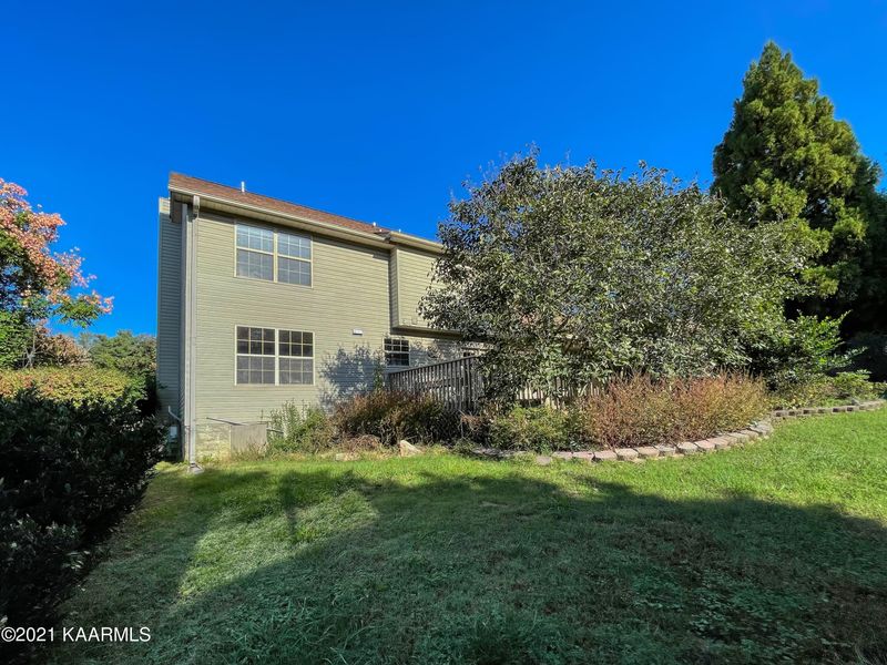 7256 Ashburton Dr, Knoxville, TN 37909
