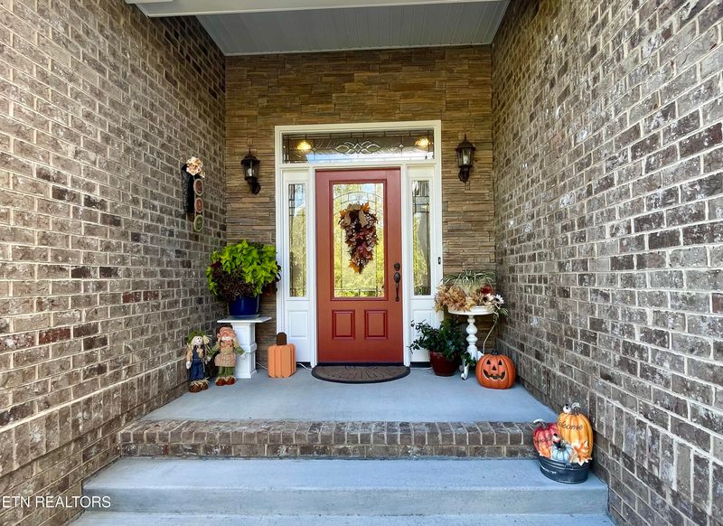 7259 Thornbrook Ln, Powell, TN 37849
