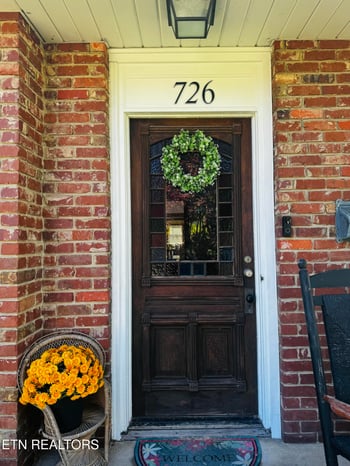 726 Clinton St, Harriman, TN 37748