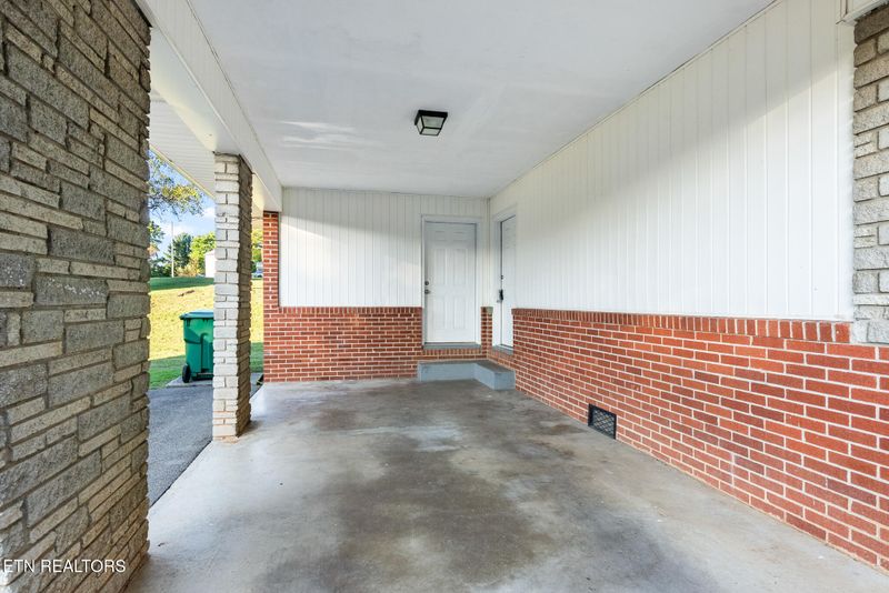 727 Spoone Cir, Morristown, TN 37814