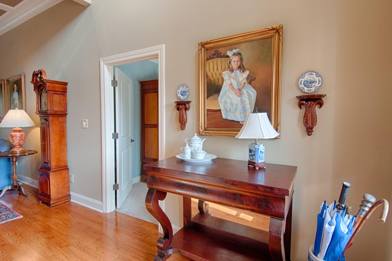 728 Bayshore Rd, Knoxville, TN 37934