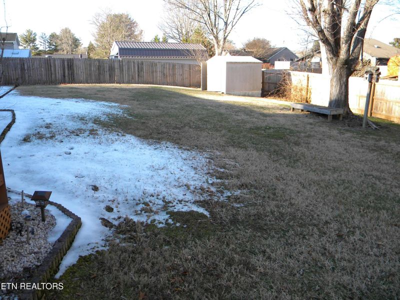728 Montvue Ave, Kingston, TN 37763