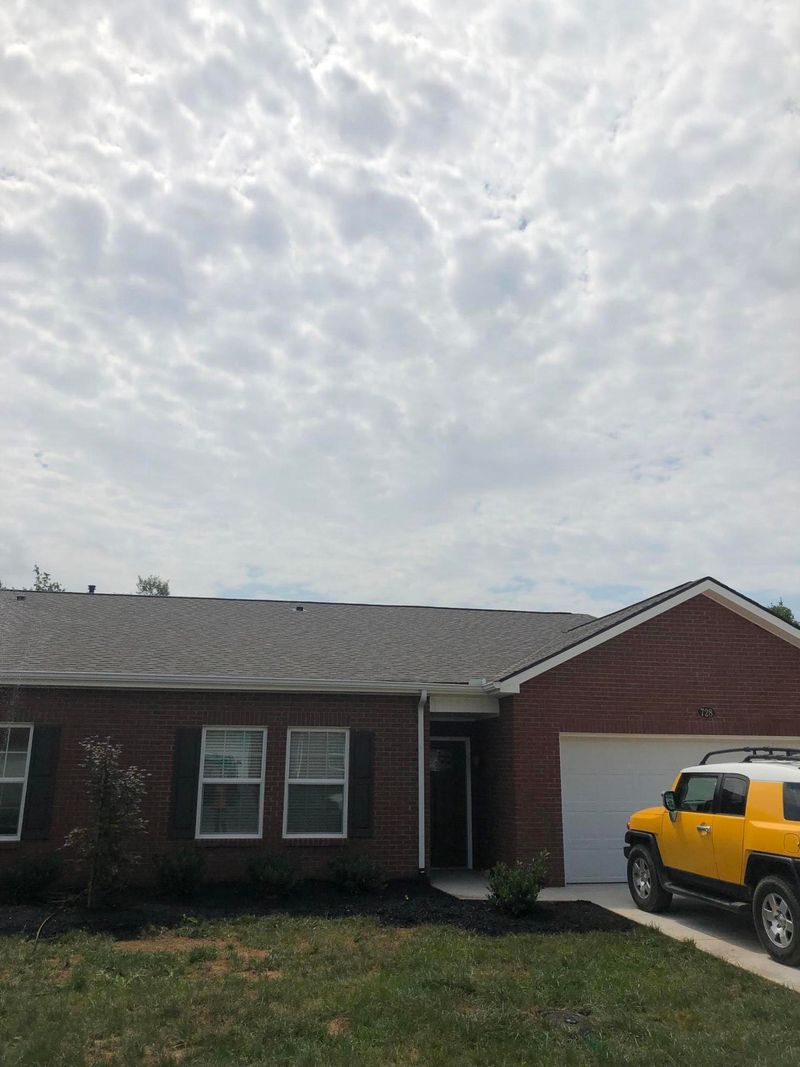 728 Spring Park Rd, Knoxville, TN 37914