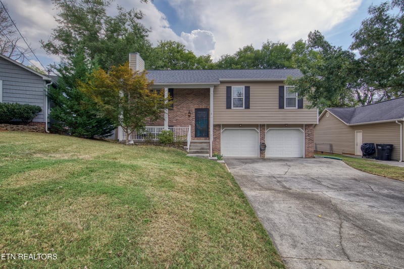 728 Summerdale Dr, Knoxville, TN 37934