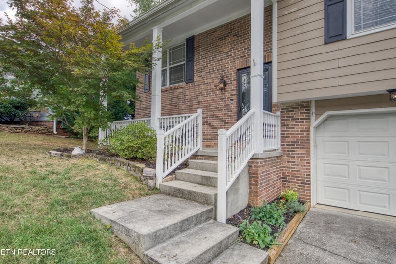 728 Summerdale Dr, Knoxville, TN 37934