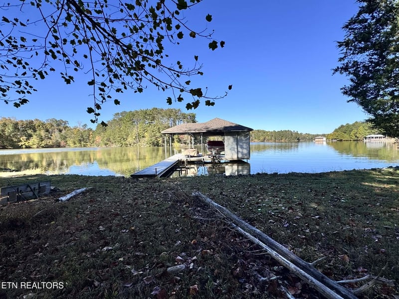 728 Wood Duck Dr, Vonore, TN 37885