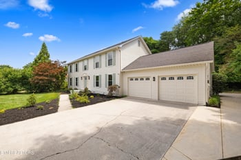 728 Woodchase Dr, Knoxville, TN 37934