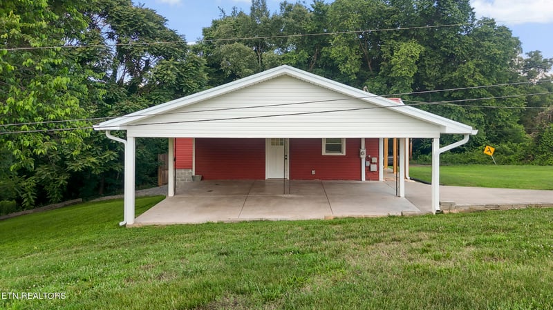 7288 Lakeshore Dr, Rutledge, TN 37861