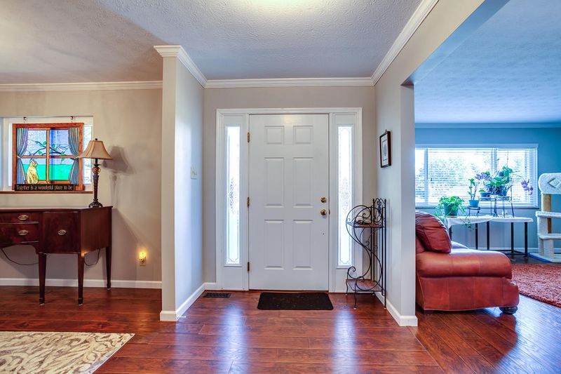 729 Chateaugay Rd, Knoxville, TN 37923