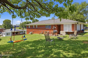 7295 Briarwood Dr, Talbott, TN 37877