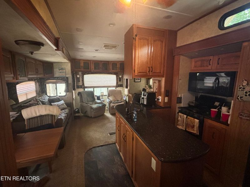 73 Eagle Feather Tr, Crossville, TN 38572