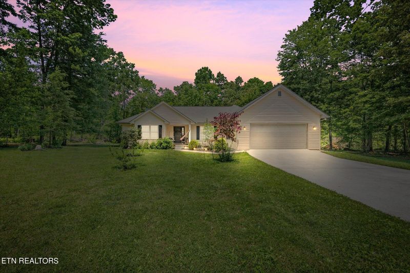 73 Mart St, Monterey, TN 38574