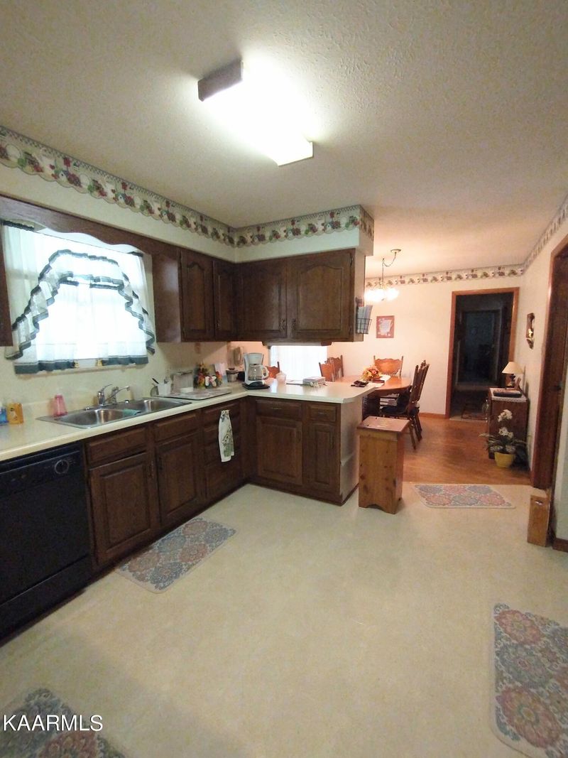 73 Westway, Crossville, TN 38555
