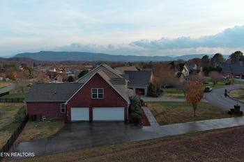 730 Deep Woods Ln, Seymour, TN 37865