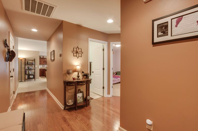 730 Evelyn Dr, Loudon, TN 37774