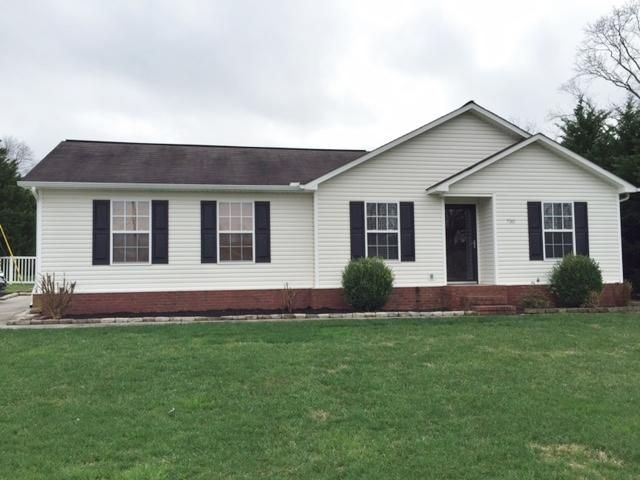 730 W Beaver Creek Dr, Powell, TN 37849