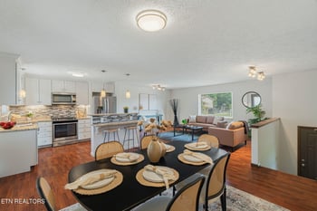 7301 Oxmoor Rd, Knoxville, TN 37931