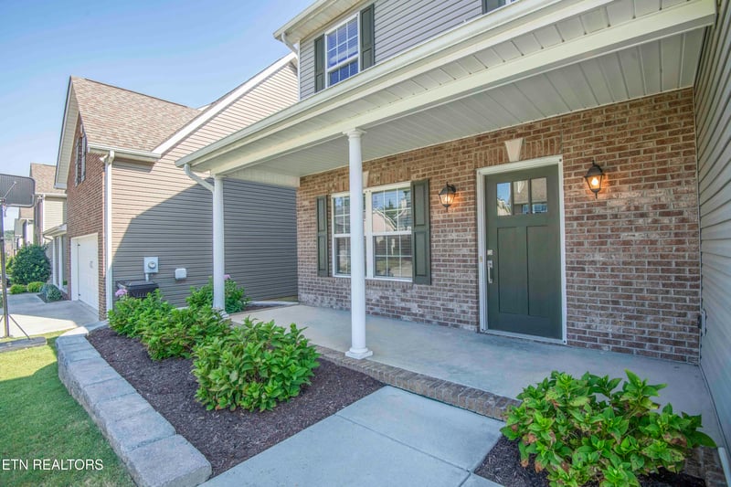 7308 Calla Crossing Ln, Knoxville, TN 37918