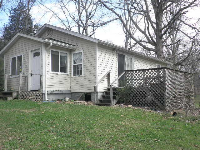 731 Harmon Ln, Lenoir City, TN 37771