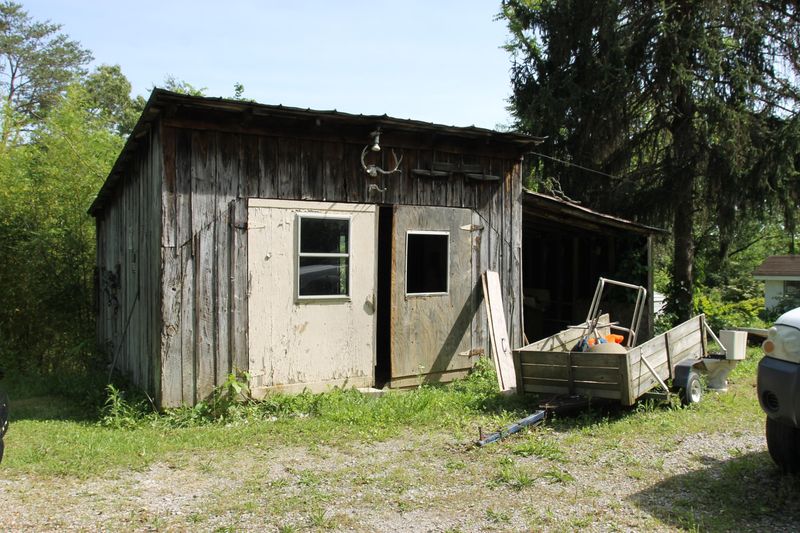 731 Ic King Rd, Seymour, TN 37865