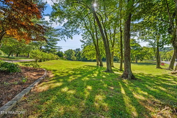731 Lynn St, Clinton, TN 37716