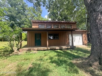 731 Pleasant Grove Rd, Winfield, TN 37892