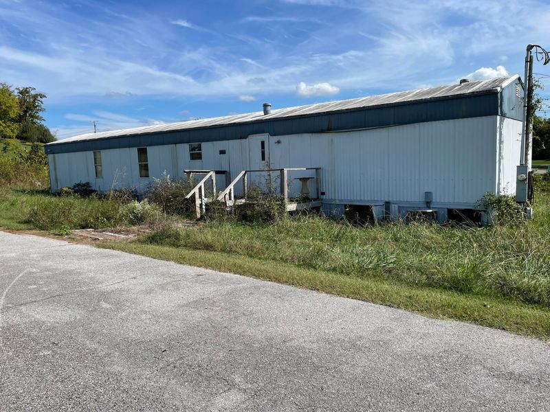 7311 Saint Clair Rd, Whitesburg, TN 37891