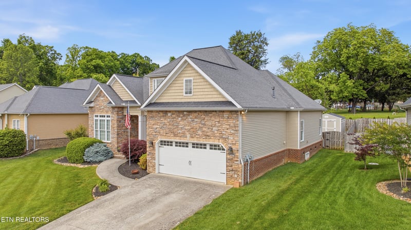 7312 Beech Meadow Ln, Powell, TN 37849
