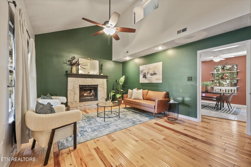 7316 Foxlair Rd, Knoxville, TN 37918