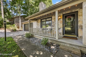 7316 Foxlair Rd, Knoxville, TN 37918