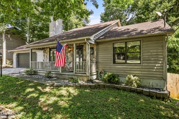 7316 Foxlair Rd, Knoxville, TN 37918