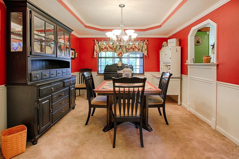 7316 Melanie Ln, Knoxville, TN 37918