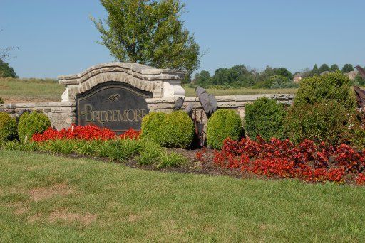 732 Barnsley Rd, Knoxville, TN 37934